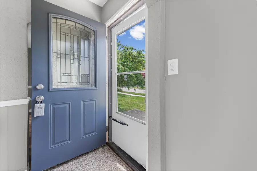 19071 Melvin Street, Roseville, MI 48066 - #3