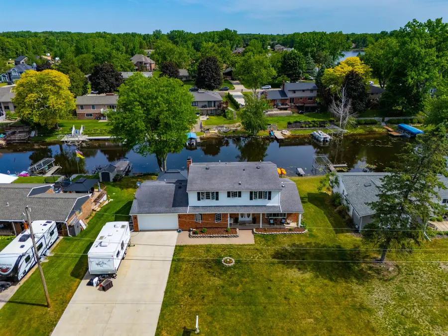 1888 Squaw Lagoon Drive, Oxford, MI 48371 - #2