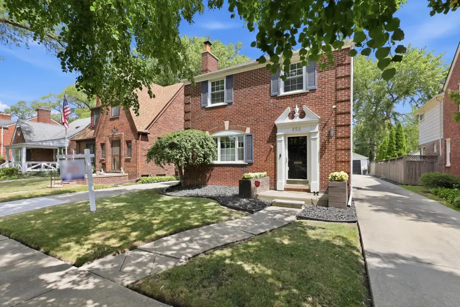 456 Manor Street, Grosse Pointe Farms, MI 48236 - #2