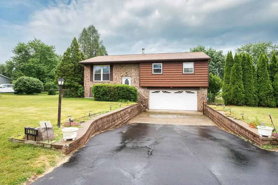 4338 Swarthout Road, Pinckney, MI 48169 - #2