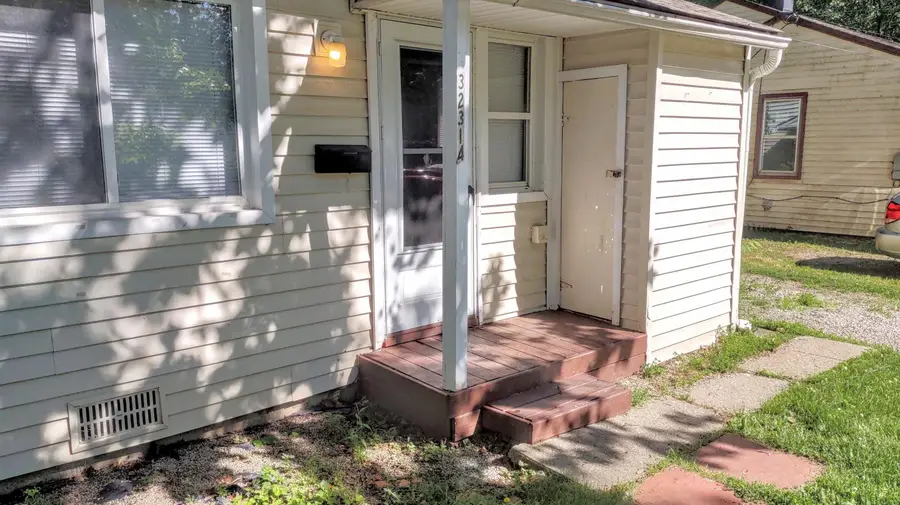 32314 Ogemaw Street, Westland, MI 48186 - #3