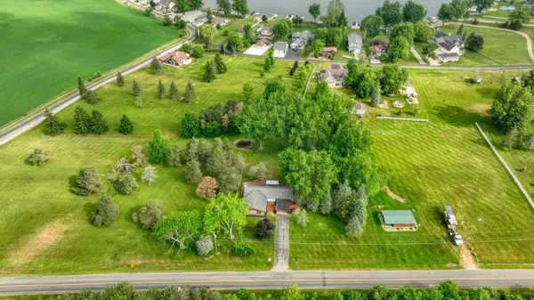 1260 N Posey Lake Highway, Hudson, MI 49247