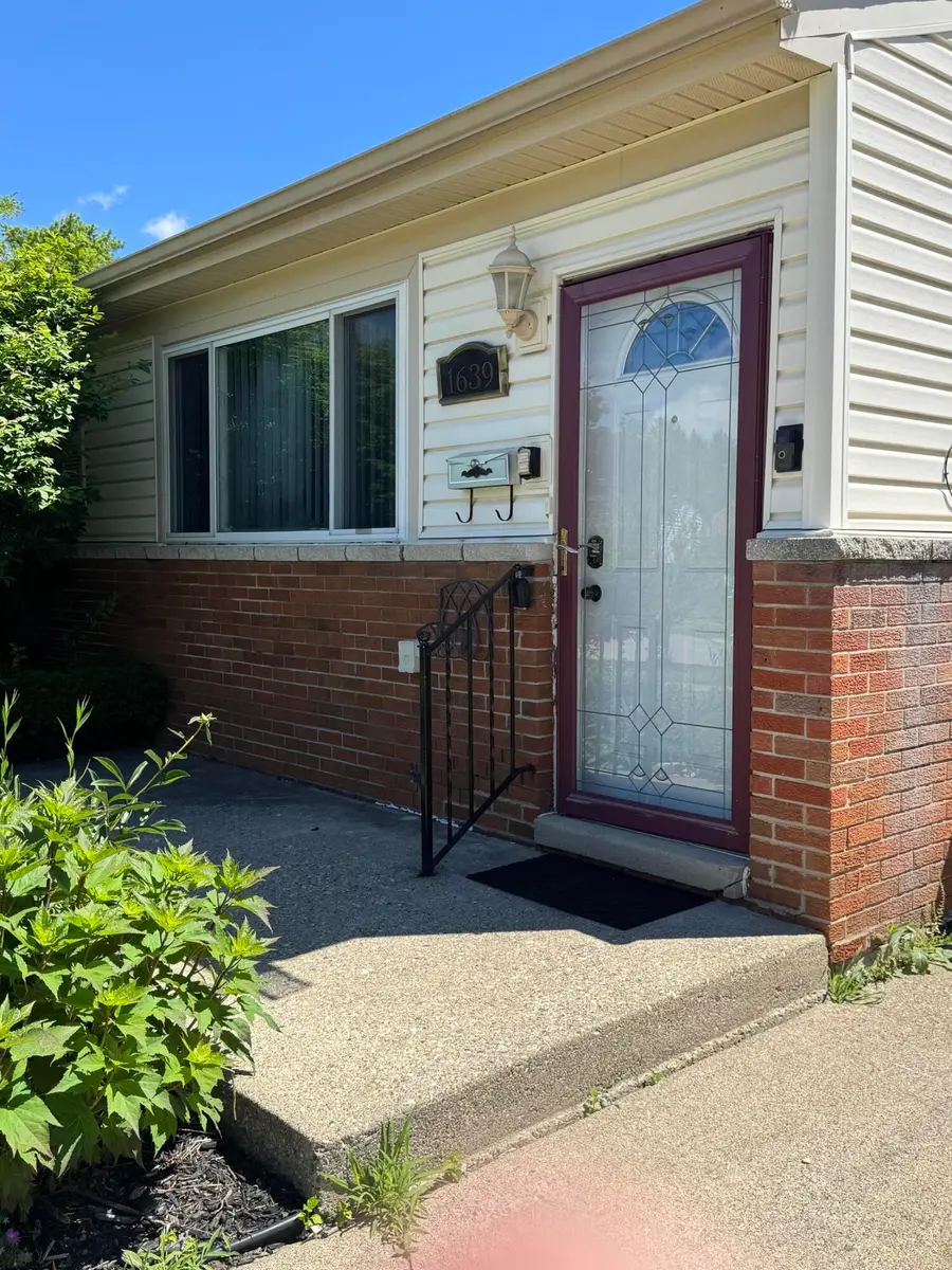 1639 Winifred Street, Westland, MI 48186 - #3