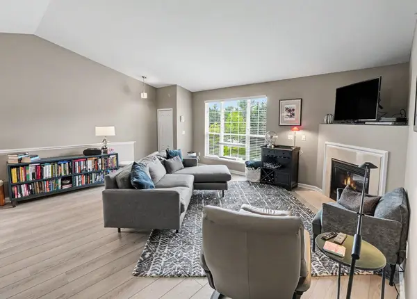 404 Riversedge Drive, Saline, MI 48176