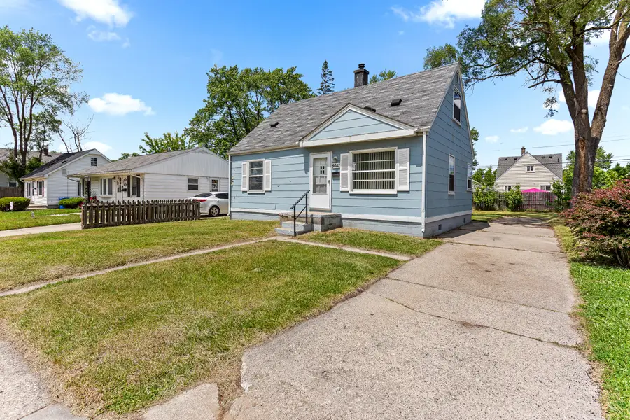 8041 Packard Avenue, Warren, MI 48089 - #2