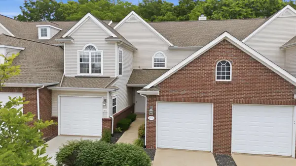 2946 Hunley Drive, AnnArbor, MI 48105