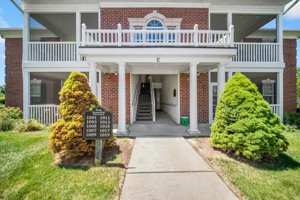 1013 E Summerfield Glen Circle Unit: 45, AnnArbor, MI 48103