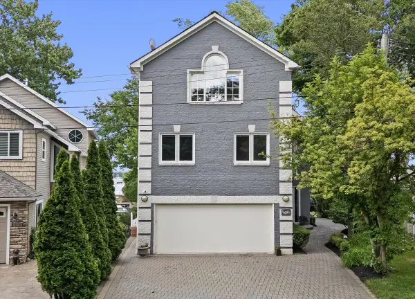 4691 Mapleview Avenue, WestBloomfield, MI 48324