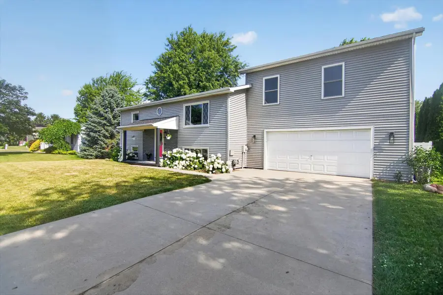 438 South Street, Blissfield, MI 49228 - #3