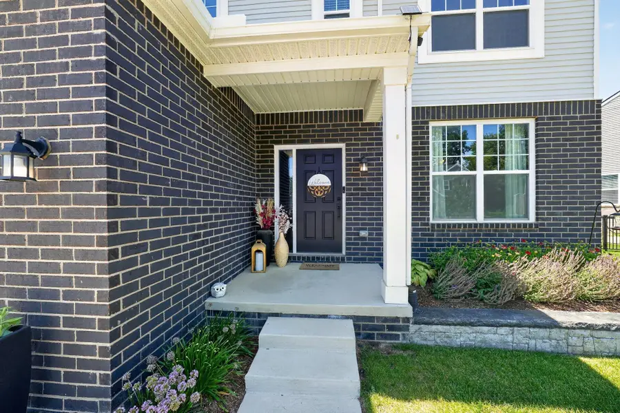 51681 Maple Leaf Drive, Macomb, MI 48042 - #2