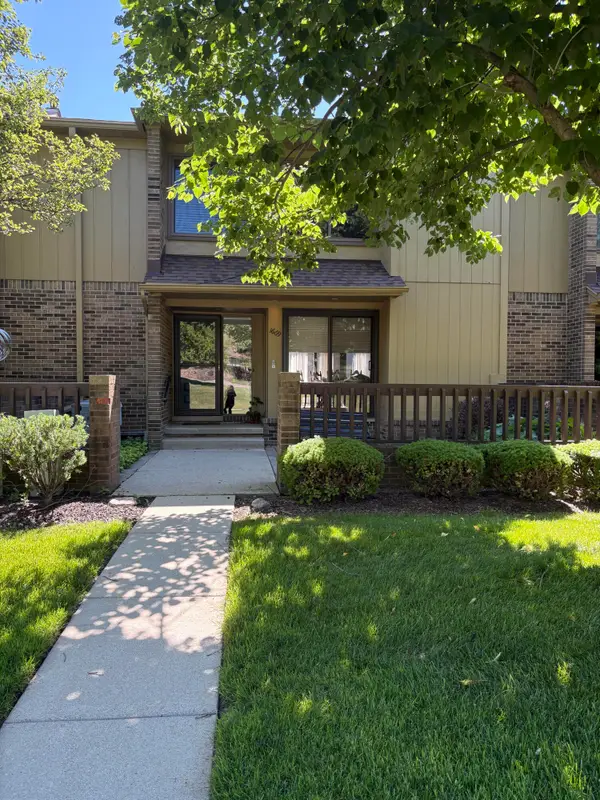 1669 S Hill Boulevard, BloomfieldHills, MI 48304