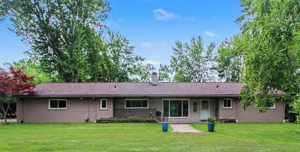 20761 W 13 Mile Road, BeverlyHills, MI 48025