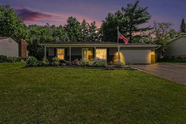 9155 Satelite Drive, WhiteLake, MI 48386