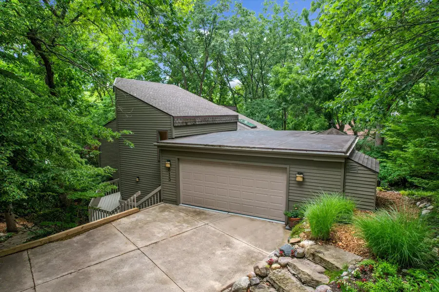 815 Green Road, Ann Arbor, MI 48105 - #2