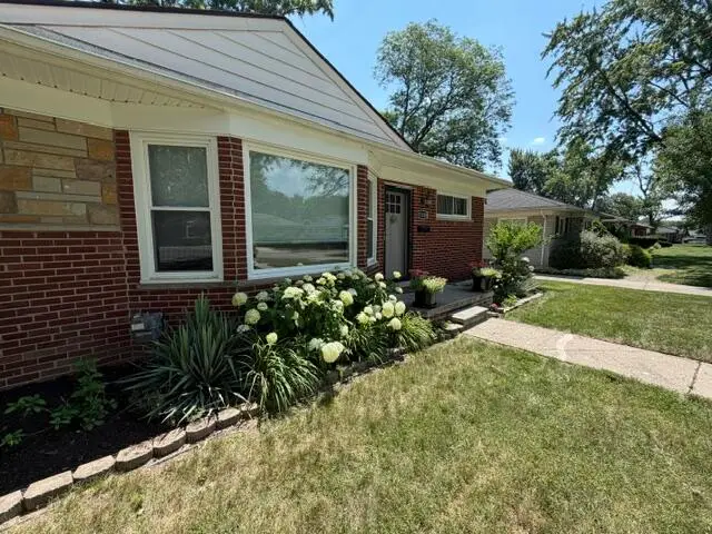 31180 E Rutland Street, Beverly Hills, MI 48025 - #3