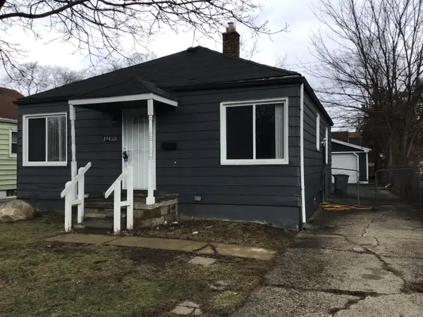 19453 Roscommon Street, HarperWoods, MI 48225