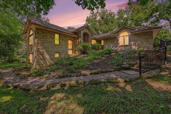 2220 Gale Road, AnnArbor, MI 48105