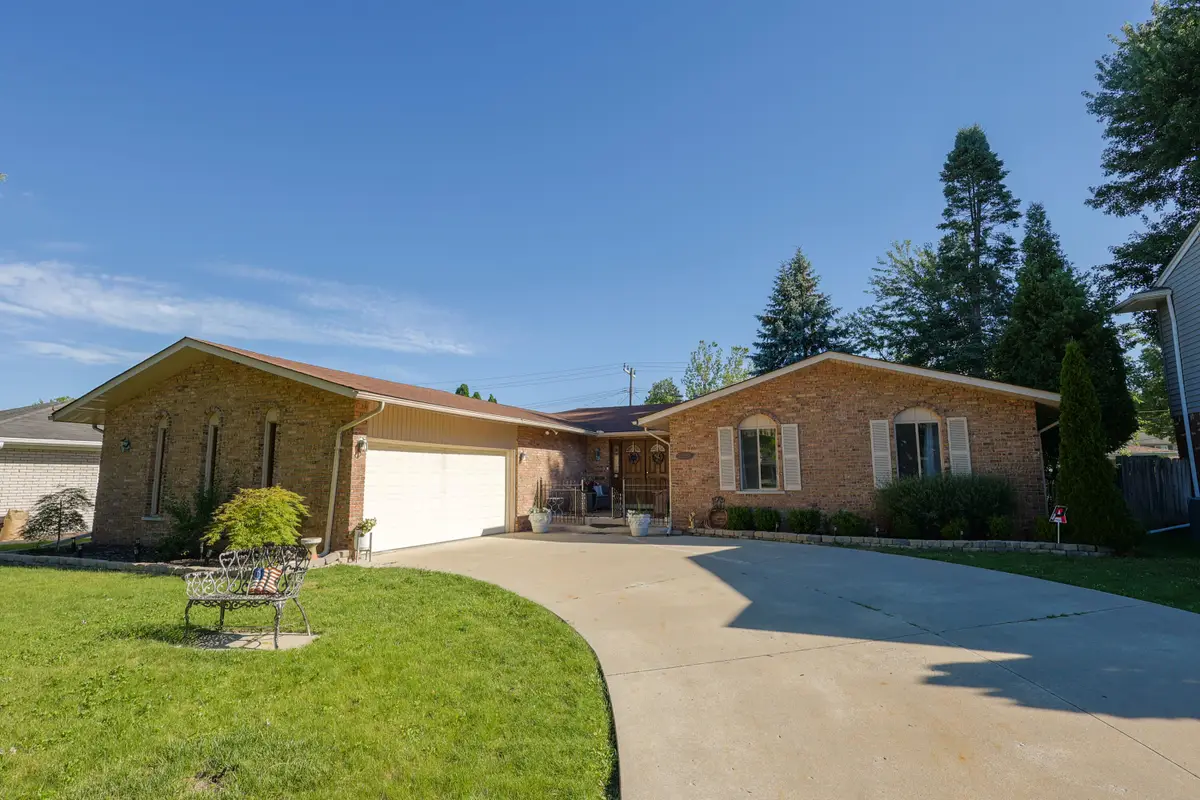 23355 Robert John Street, Saint Clair Shores, MI 48080 - #1