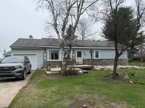 1742 Golden Road SE, Kalkaska, MI 49646