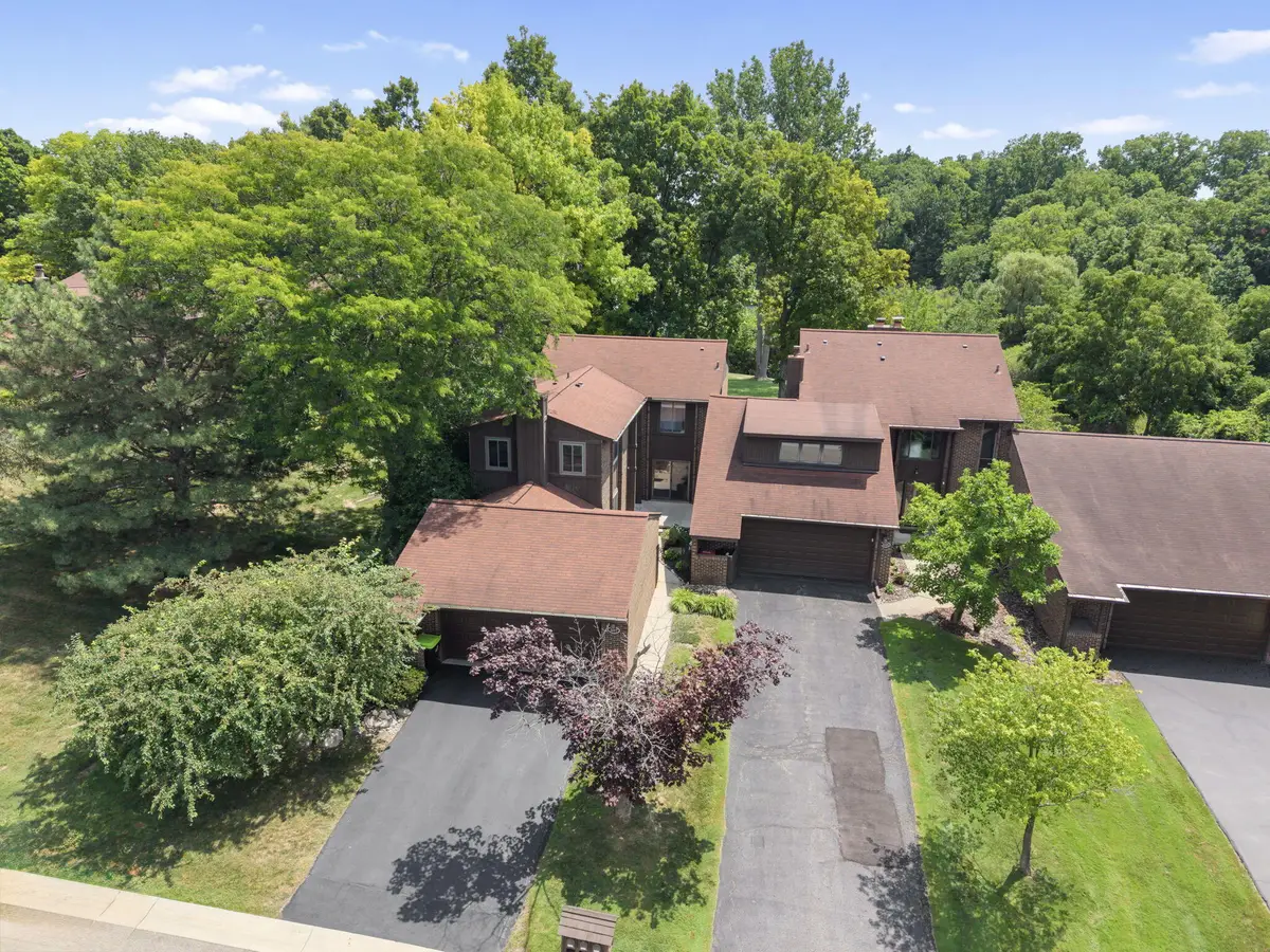 2217 Rhine Road, West Bloomfield, MI 48323 - #1