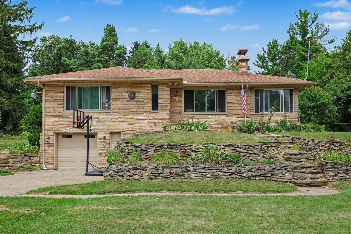 416 Wright Street, Jackson, MI 49203 - #1