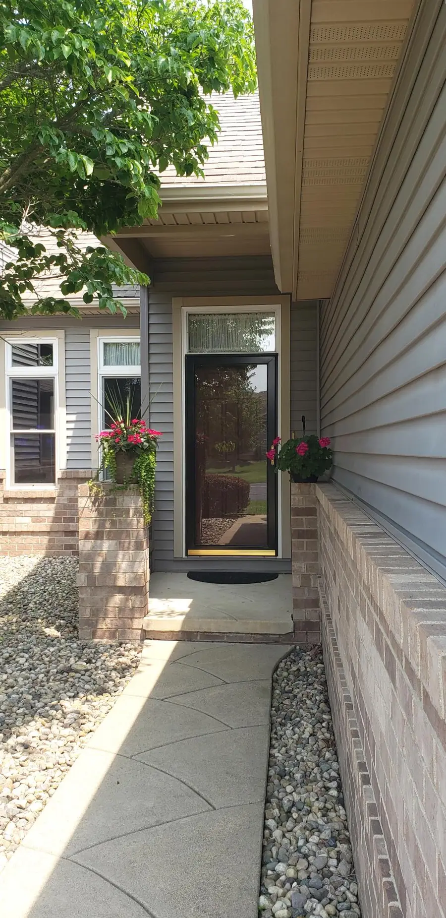 621 Ridge Lane, Tecumseh, MI Yes - #3
