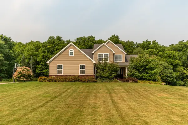 6045 Sterling Trail, Dexter, MI 48130