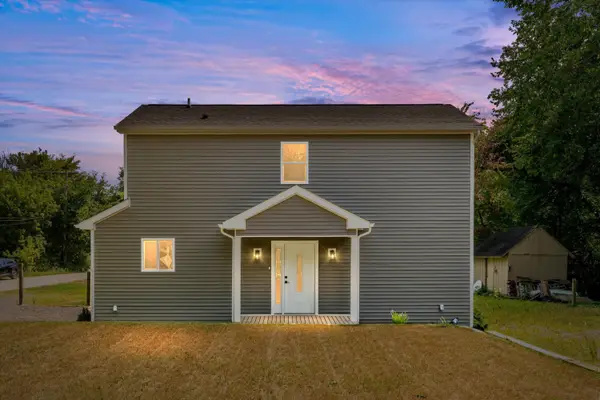 9755 Portage Trail, WhiteLake, MI 48386