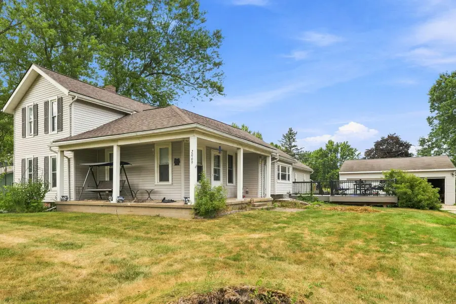 2069 Packard Highway, Charlotte, MI 48813 - #2