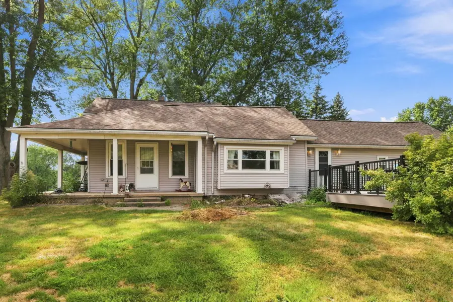 2069 Packard Highway, Charlotte, MI 48813 - #3