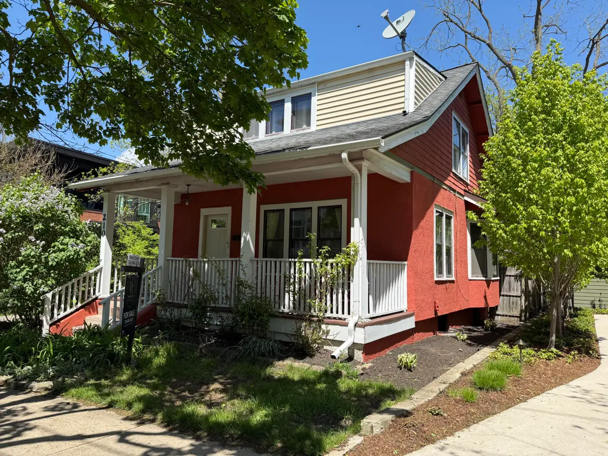 210 W Kingsley Street, Ann Arbor, MI 48103 - #1
