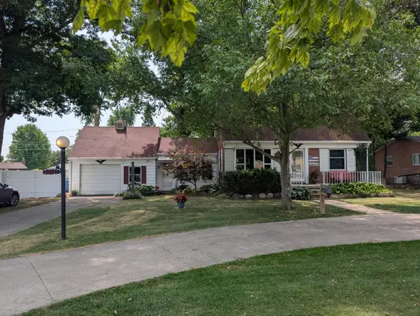 26137 Joy Road, DearbornHeights, MI 48127