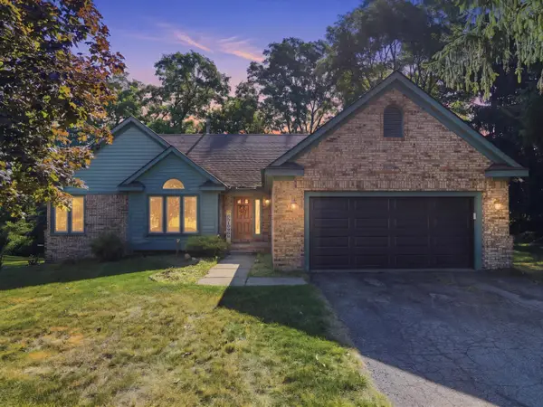 5220 Huron Hills Drive, Unknown, MI 48382