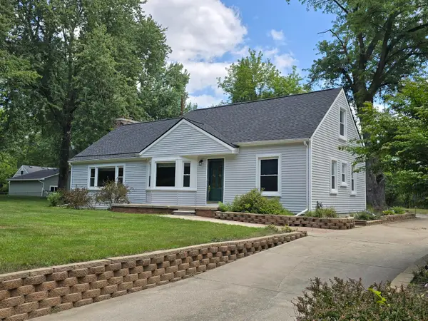 3418 N Dixboro Road, AnnArbor, MI 48105