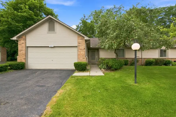 32917 Chapman Circle Unit: 21, Westland, MI 48185