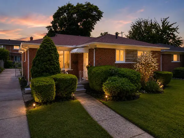 15241 Pearson Street, OakPark, MI 48237