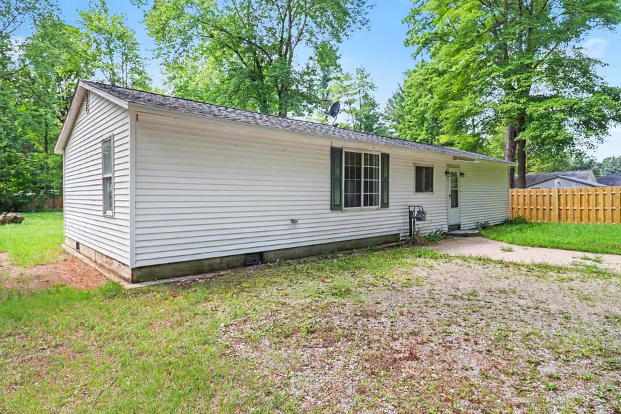 6860 Maple Street, Newaygo, MI 49337 - #3