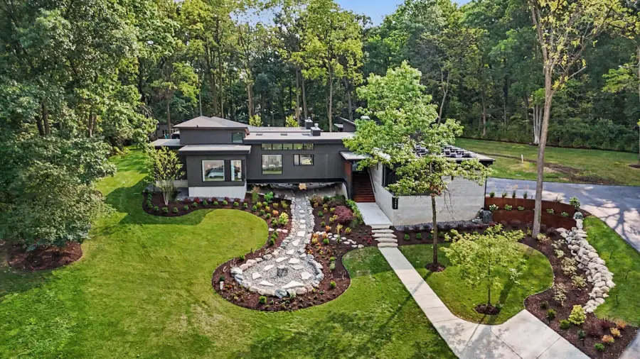 3657 Knoll Creek Court, Superior, MI 48105 - #2