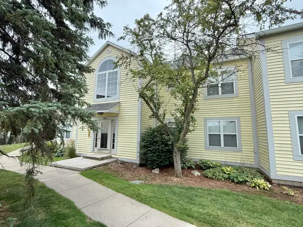 2203 S Huron Parkway S Unit: 4, AnnArbor, MI 48104