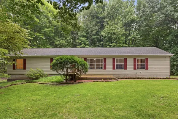 10641 Coopersfield Road, Chelsea, MI 48118