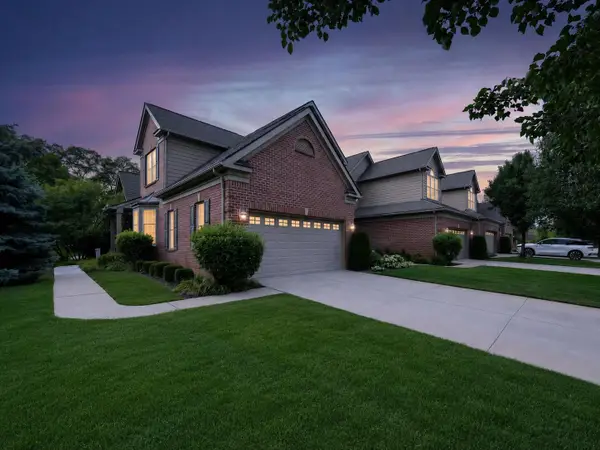 44742 Broadmoor Circle N, Northville, MI 48168
