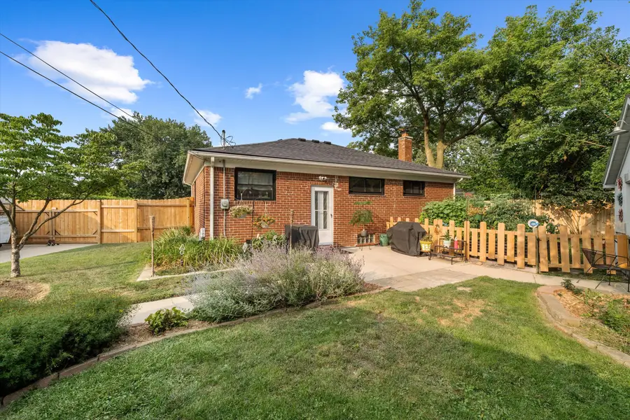 29941 Leona Court, Garden City, MI 48135 - #2