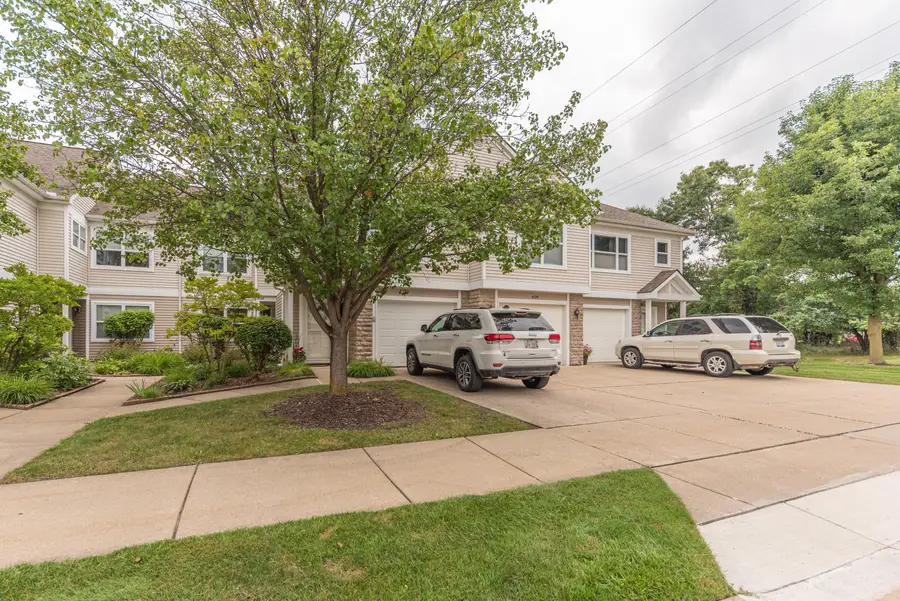 628 Riverstone Lane, Chelsea, MI 48118 - #2