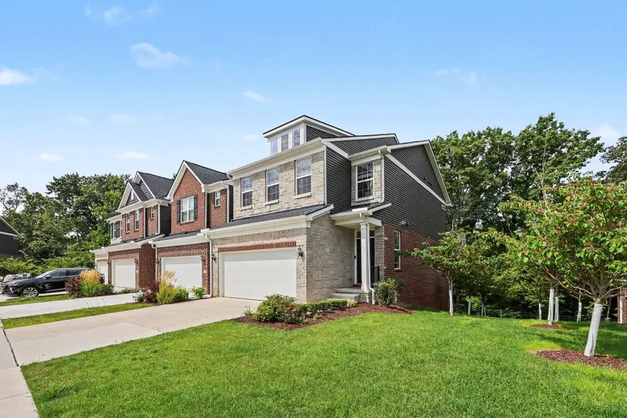 692 Peppermint Drive, Rochester Hills, MI 48307 - #2