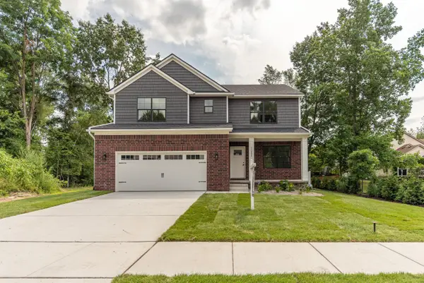 11200 Tremont Lane, Plymouth, MI 48170
