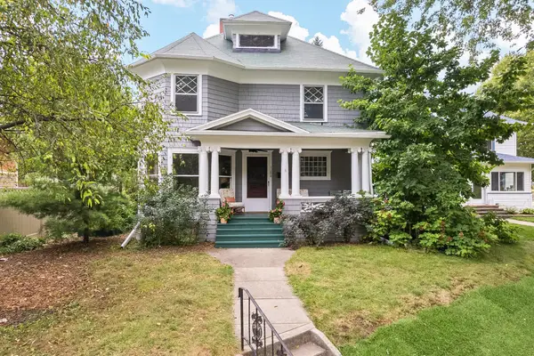 204 Edgewood Street, Jackson, MI 49201