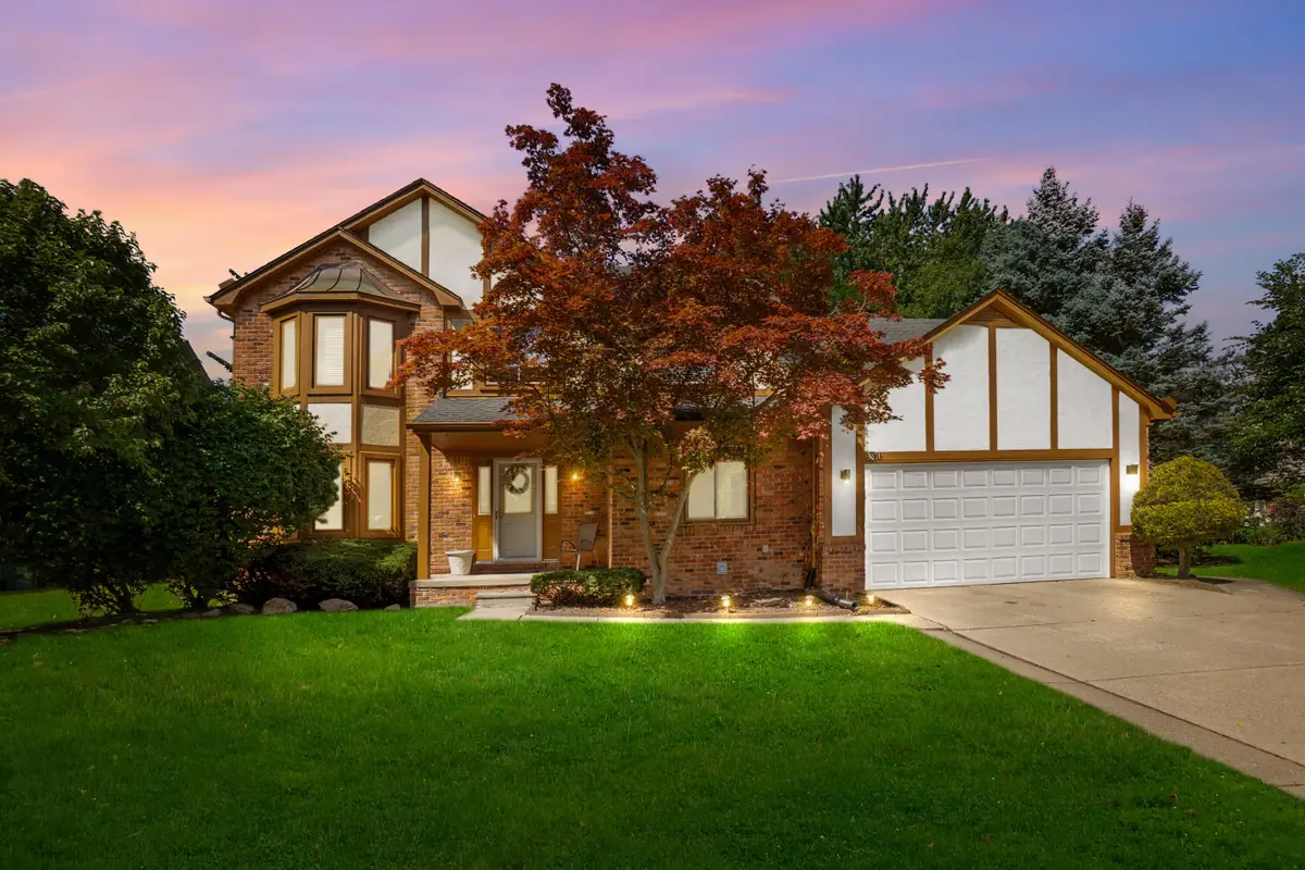 3891 Fairfax Drive, Troy, MI 48083 - #1