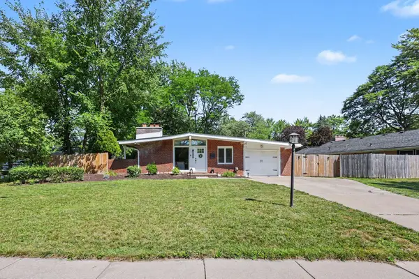 29928 Rock Creek Drive, Southfield, MI 48076