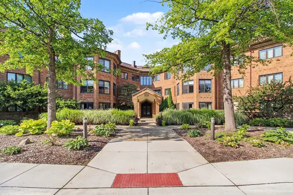 2115 Nature Cove Court Unit: 203, AnnArbor, MI 48104