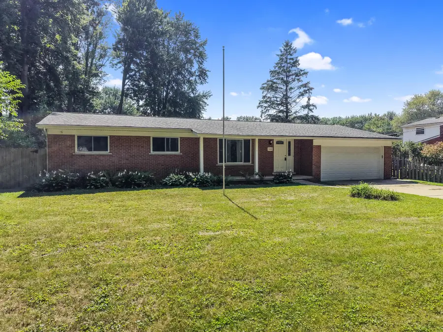 25436 Cortez Street, Harrison, MI 48045 - #2
